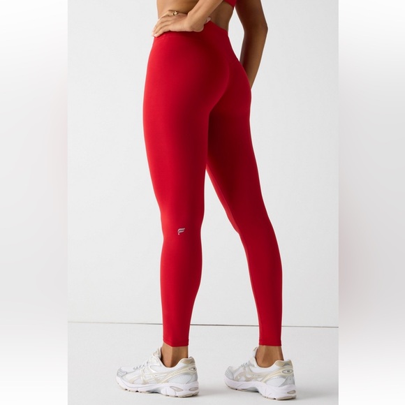 Fabletics PureLuxe Set - Picture 3 of 8